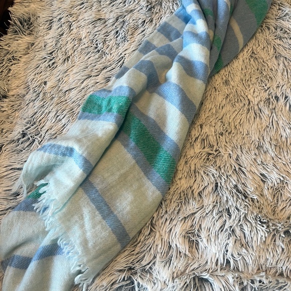 Vineyard Vines 72” x 23” Cashmere Scarf Wrap Blue Green Striped - Picture 5 of 6